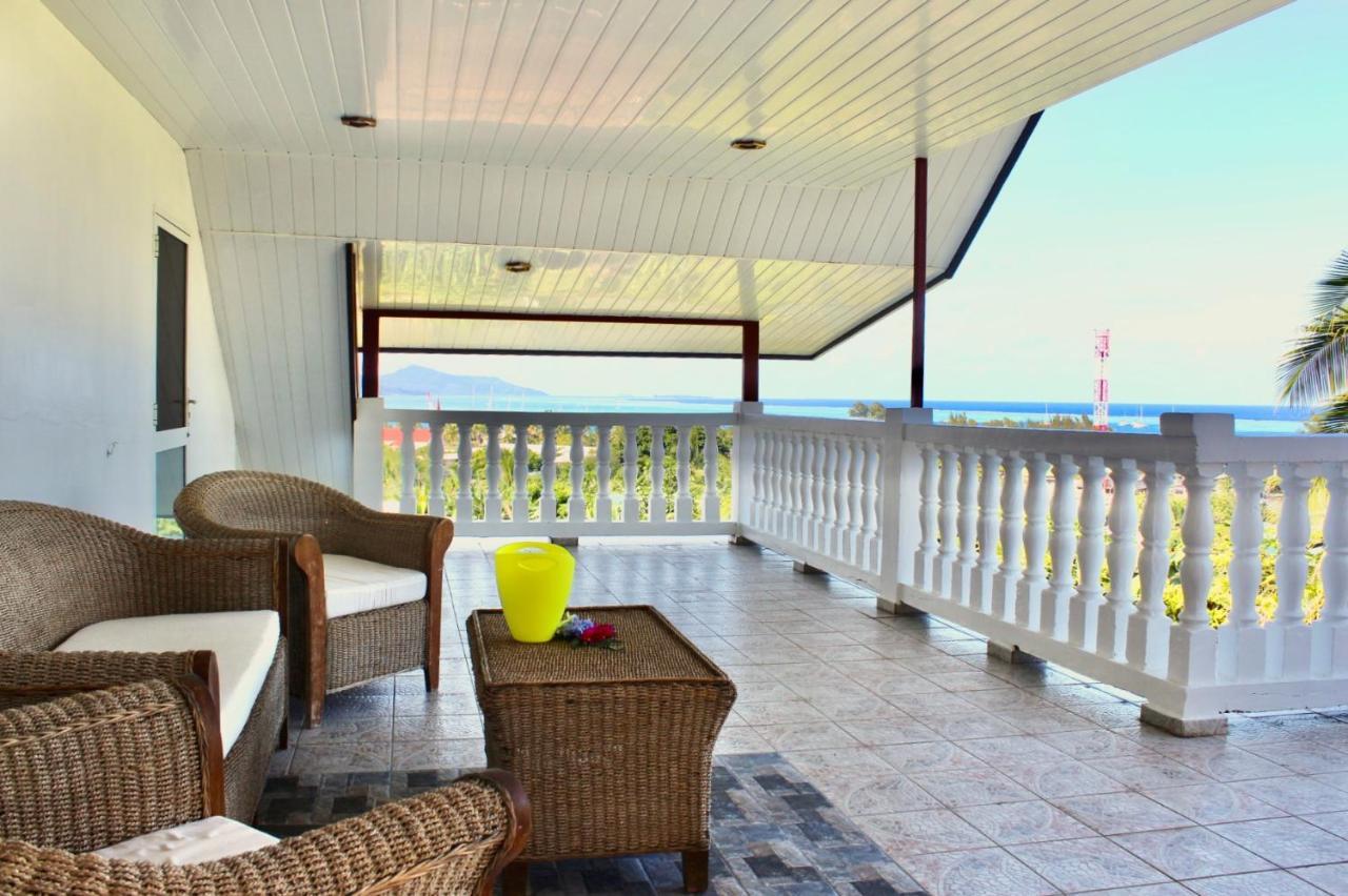 Tekauhivai Lodge Uturoa Ngoại thất bức ảnh