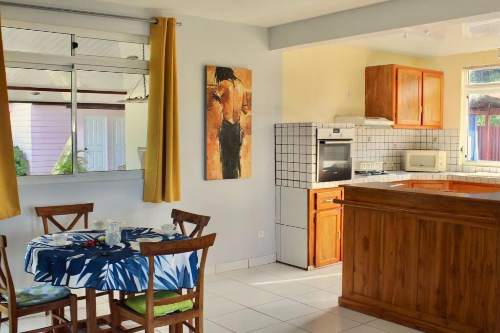 Tekauhivai Lodge Uturoa Ngoại thất bức ảnh